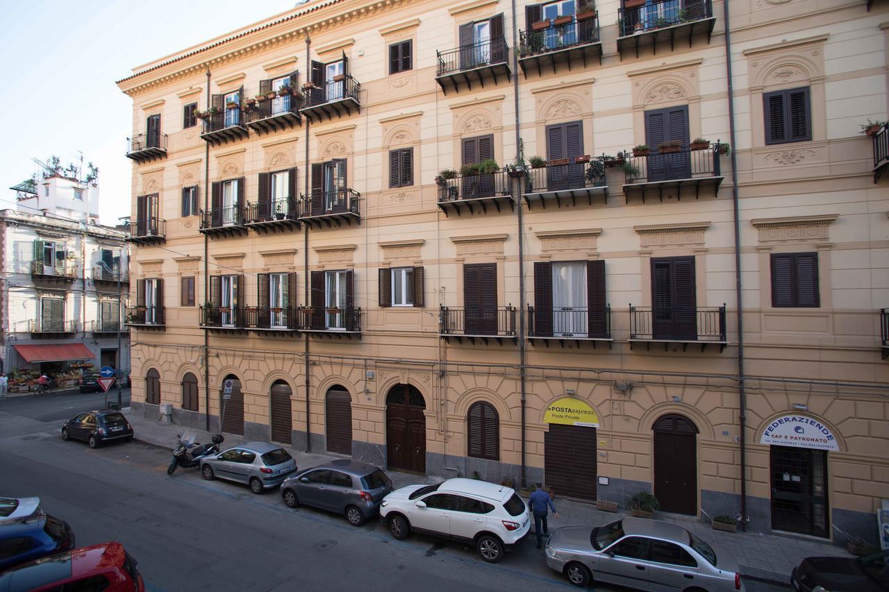 Le Quattro Stagioni - Rooms & Suites Palermo Exterior foto